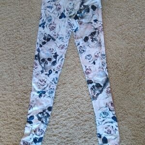 Arden B Skeleton And Roses Leggings Size Medium